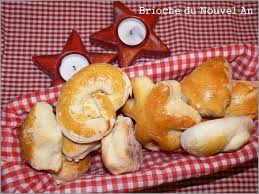 Brioche Du Nouvel An Tradition Croix D Alsace Bretzels Gateau Sale Alsace