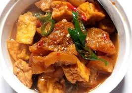 Bosen tahu di goreng coba deh di bikin ini pasti ketagihan. Langkah Mudah Untuk Membuat Oseng Kikil Tahu Sederhana Yang Bikin Ngiler Kreasi Masakan