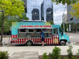 Klyde Warren Park Food Truck Friday | Effortlessly Uploaded … | Flickr