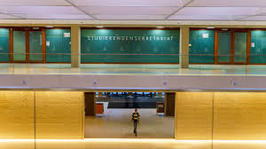 Mewsticc sex that lady is thin and her torso is sculpted