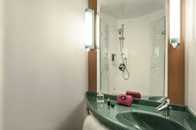 Hotel Ibis Paris Porte De Bercy Charenton Le Pont