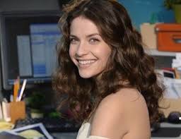 TCA: From 'Gossip Girl' Bus Tour Guide to Starring Role