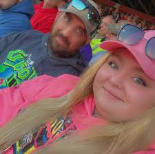 Good neighborhoods for Christmas lights in/around Scottsburg?