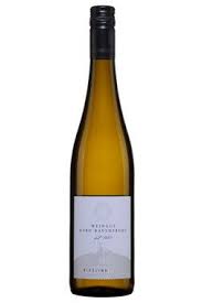 Voir La Photo Agrandie Du Produit Cette Photo S Ouvre Dans Une Visionneuse Et Peut Comporter Des Obstacles A Riesling Wine Photography Italian Sparkling Wine