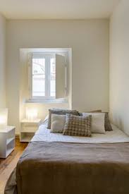 Voir plus dides sur le thme couleur taupe couleur taupe. Chambre De Couleur Lin Et Taupe Photos Et Idees Deco