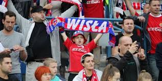 50 osobową delegację fanów z krakowa, zgoda. Kibice Kupili Akcje Wisly Krakow Za 4 Mln Zl Biznes I Sport Parkiet Com