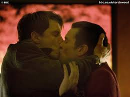 Review: Torchwood 2×1 – Kiss, Kiss, Bang, Bang – The Medium is Not Enough