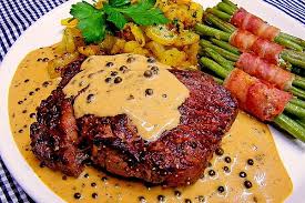 Rinderfilet Mit Gruner Pfeffersahnesosse Von Fross Chefkoch Karen Recettesdepoulet En 2020 Recettes Poulet Facile Recette Boeuf Idees De Repas