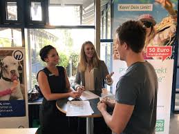 Psd Bank Kiel Eg On Twitter Unsere Kolleginnen Vanessa Stahlberg Und Sabrina Lohn Von Links Waren Gestern Beim Informations Und Begegnungsforum Der Fhvd Https T Co Cwxc1iyuir