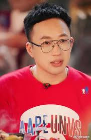 Đăng bài bảo vệ diễn viên, Vu Chính được netizen "giải nghiệp": Lâu lâu mới  thấy biên kịch vàng nói lời kim cương!