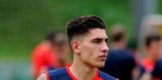 De voetballer is anno 2021 bekend van arsenal, spain u19, barcelona. Hector Bellerin Olive Press News Spain