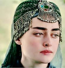 Pin By Ameena Salati On صور حليمه Turkish Beauty Esra Bilgic Beauty
