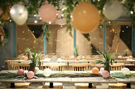 18th Birthday Dinner Party Ideas Trish S Intimate Tropical Chic Birthday Dinner 18th Birthday Chic Birthday 18th Birthday Tropical Birthday