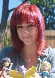 Laura Faust's Instagram, Twitter & Facebook