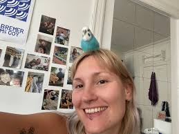 Love waking up to messages like this from people who grabbed our free  budgie guide 💛 If anyone else wants it, just comment “guide” and I'll drop  it below!