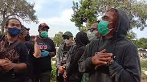 Kabar duka ini dibagikan langsung dalam instagram steven & coconut treez yang mengumumkan bahwa salah satu saudara stevan n. 4divda04w0siom