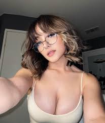 Hailey Orona - Free pics, galleries & more at Babepedia