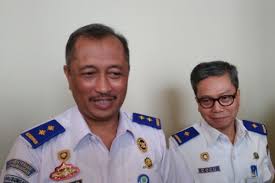 Pegawai spbu setempat menemukan bayi perempuan yang baru dilahirkan di toilet tempat pengisian bahan bakar minyak itu, rabu (2/6/2021). Kemenhub Bahas Aturan Taksi Online Yang Baru