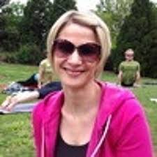 Beth Carmichael's Instagram, Twitter & Facebook