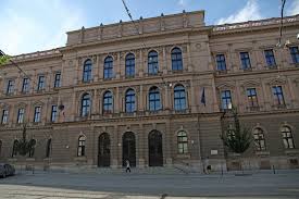 (2) nepřítomného předsedu ústavního soudu zastupují místopředsedové ústavního soudu v rozsahu a pořadí. Ustavni Soud Letos Slavi 20 Vyroci Spolecnost Zpravy Brnenska Drbna Zpravy Z Brna A Jihomoravskeho Kraje