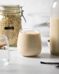 Homemade Gluten Free Oat Milk Easy And Non Slimy Romy London