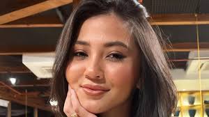 Love Island Usa Star Kyra Lizama Sizzles In Skimpy Bikini With A 48384 |  Hot Sex Picture