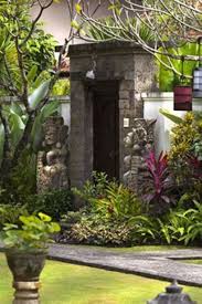 Gorgeous 47 Change Your Garden With Tropical Landscape Design You Ll Love Http Decoraiso Com Index Tropical Landscape Design Landscape Design Hotel Landscape