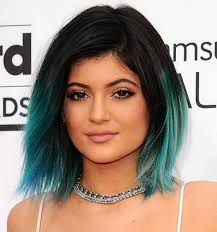 Kylie Jenner Short Hair Blue Hair Highlights Hair Styles Dip Dye Hair