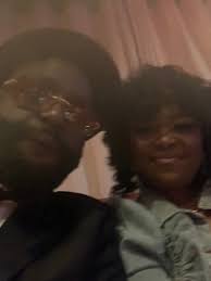 Couple in Detroit Michigan seeking friends for socializing and travel