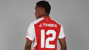 Jurrien Timber &eacute; uma &oacute;tima aposta do Arsenal para uma posi&ccedil;&atilde;o carente