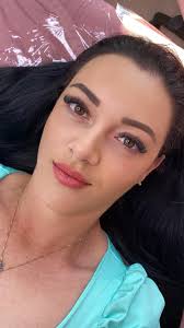 RUBY MELLO -LASH DESIGNER