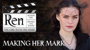 Casting Ren (Sophie Skelton) and Hunter (Duran Fulton Brown)