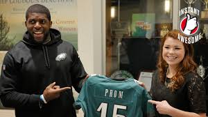But if my blurred memories and saved by the bell taught me anything, it's that prom is the most important time in your life. Philadelphia Eagles Linebacker Emmanuel Acho Makes Good On Promise And Asks Fan To Her Prom