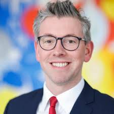 Hsbc bank branch at p.o. Frank Wagemann Executive Director Ubs Europe Se Wealth Managment Dusseldorf Ubs Europe Se Frankfurt Xing