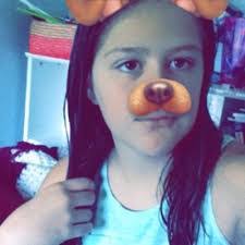 Emily Beem's Instagram, Twitter & Facebook