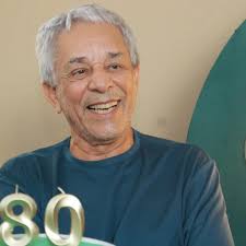 Parabéns, Dr. Ciro Rios! Que este novo ciclo venha cheio de alegrias,  realizações e muito sucesso. É uma alegria enorme poder celebrar esse  momento especial com você. Curta cada instante do seu