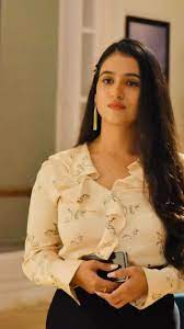 Song lyrics are actually describing Anvi Bhosle ! #anvibhosle #ghumhaikisikeypyaarmeiin #starplus #tv #tvshow #tvseries @starplus #8pm | Instagram
