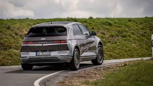 Specs of hyundai ioniq 5 project 45. Ioniq 5 Erste Ausfahrt Mit Hyundais 800 Volt Stromer
