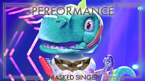 Floorball ist eine mannschaftssportart aus der familie der stockballspiele. The Masked Singer 2021 Enthullung Das Einhorn War Diese Schwimm Legende Sudwest Presse Online