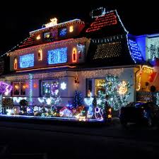 50 Spectacular Home Christmas Lights Displays Christmas Lights Christmas Light Show Outdoor Christmas Lights
