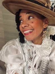 Nicole Peay's Instagram, Twitter & Facebook