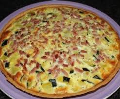 Tarte Moutarde Courgette Oignon Creme Fraiche Allumette Lardon Fume Recette Recettes De Cuisine Recette Avec Courgette Cuisine