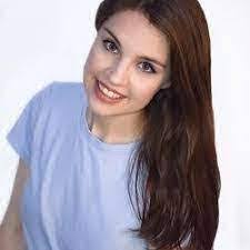 Casandra Hess's Instagram, Twitter & Facebook