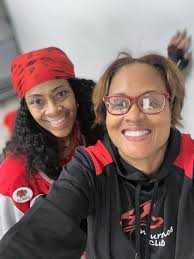 Whew 😅. I finally made it to my 1st meetup in Houston, Texas. I enjoyed  the encouragement & comraderie. I learned to double Dutch today. Jumping  rope is a new level of