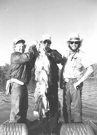 Hank Jr With Fishing Legend Bill Dance And Fisherman Steve Mccadams Doing Fishing At Kentucky Lake In Early In 2021 Hank Williams Jr Hank Williams Fictional Characters