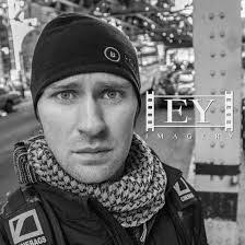 Elliot York's Instagram, Twitter & Facebook