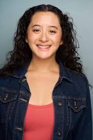 Eliana Arias's Instagram, Twitter & Facebook