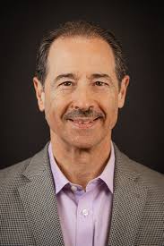 Tim Rizer's Instagram, Twitter & Facebook