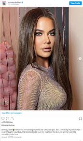 Wearing a white corset, khloe, 35, debuted new light brown hair styled in loose waves, a noticeably slimmer figure and a tan. Kim Kardashian Debuts Red Hair While Sister Khloe Goes Back To Brunette