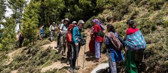 This is the incredible moment that flight attendant alex, 33, walked along the dangerous hiking trail of mount huashan which is located in huayin city, china. Trekking Holidays Hiking Adventures World Expeditions